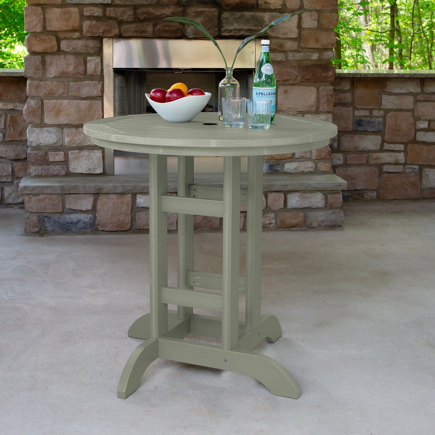 Homestead 36in Diameter Dining Table - Counter Height
