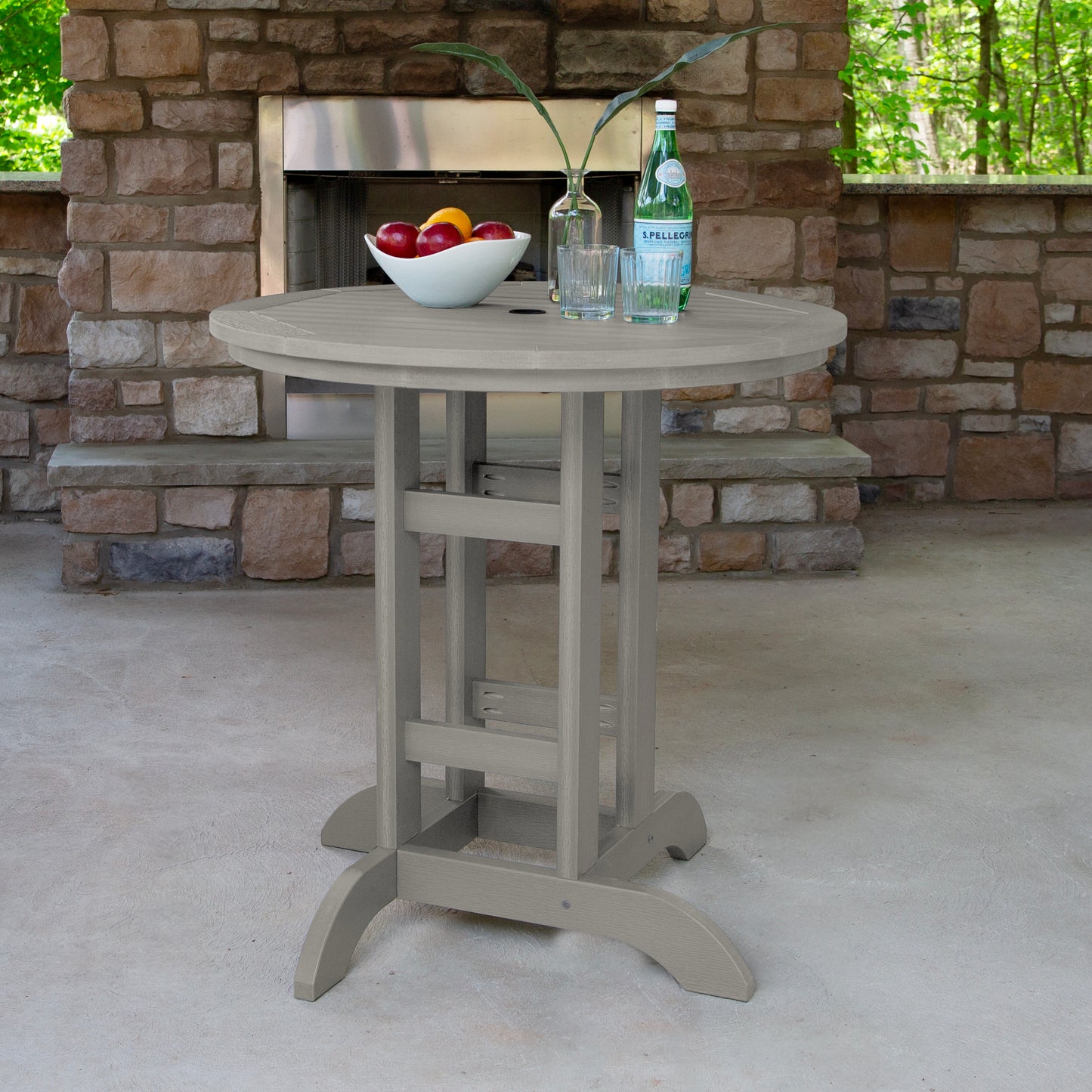 Homestead 36in Diameter Dining Table - Counter Height