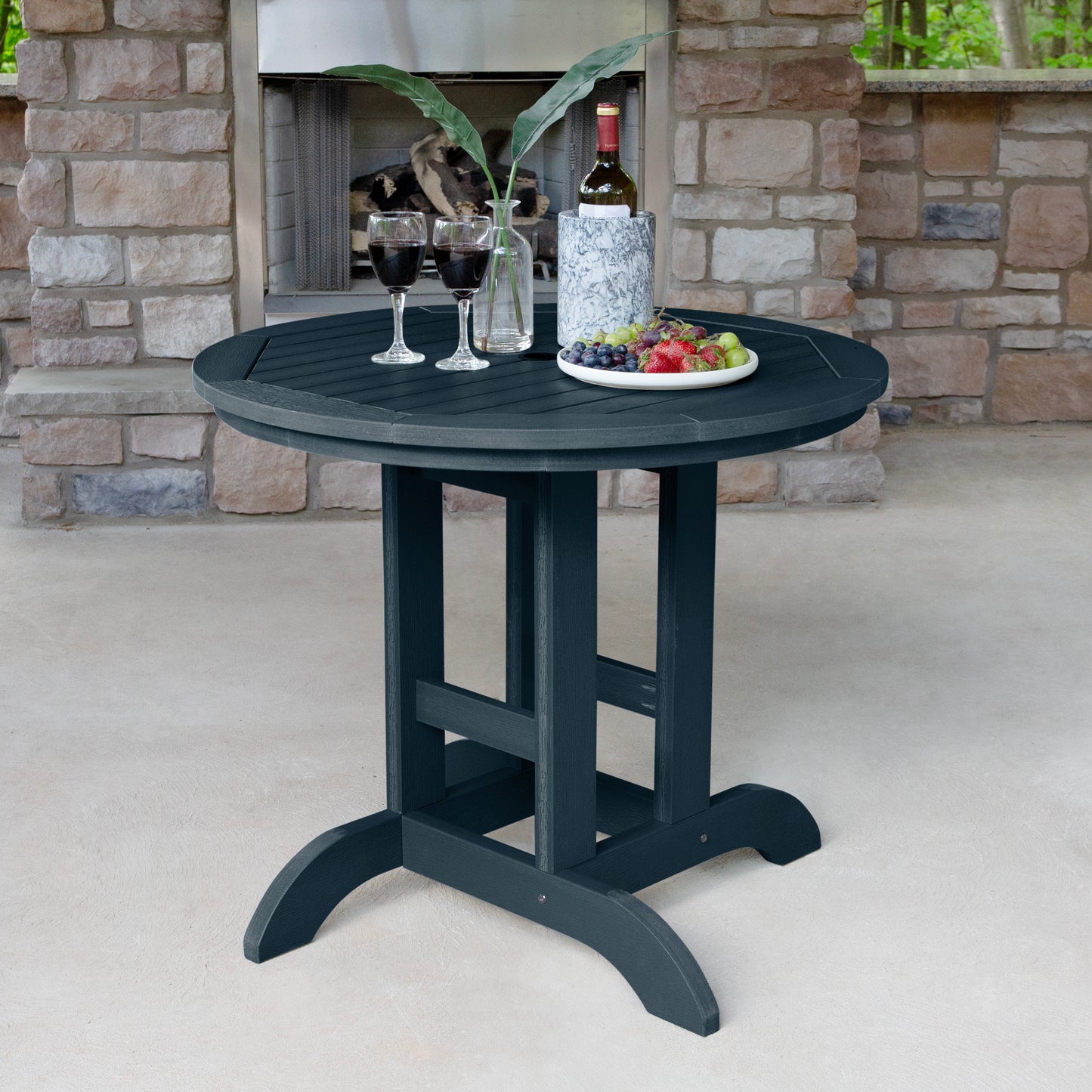 Hometead Round 36in Diameter Dining Table