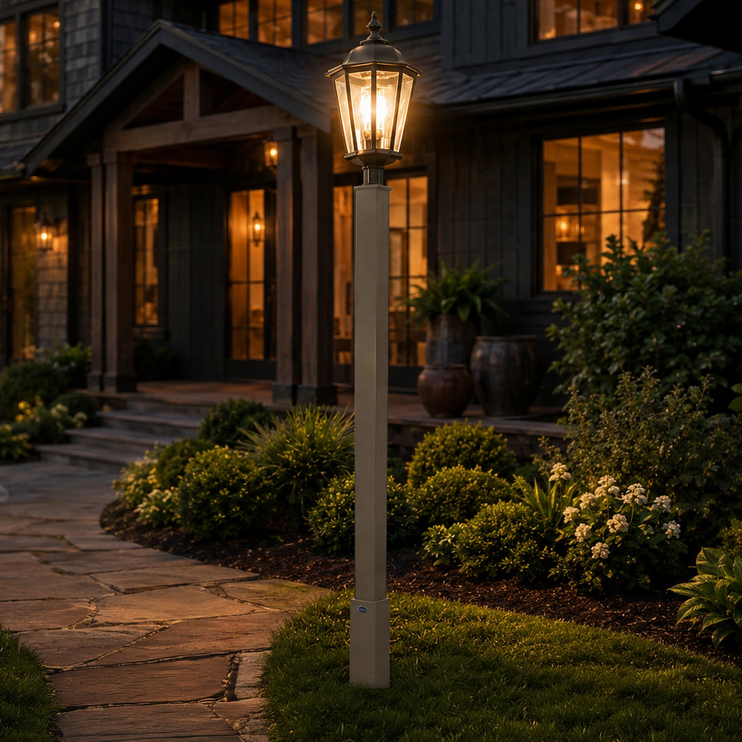 St. Clair Lamppost